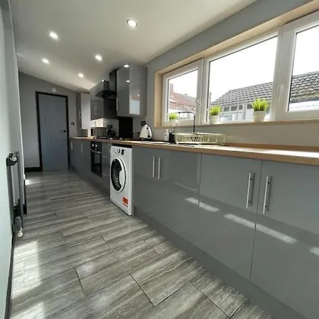 Central Area Entire Terrace House Lincoln Exterior photo